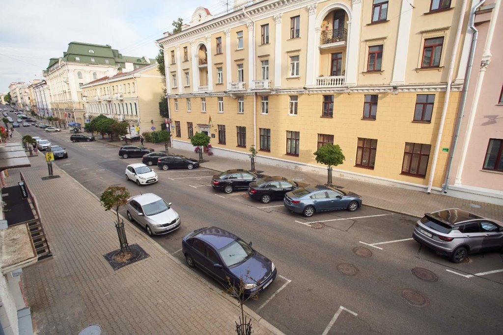 Минск: Апартаменты Центр Минска Карла Маркса 25