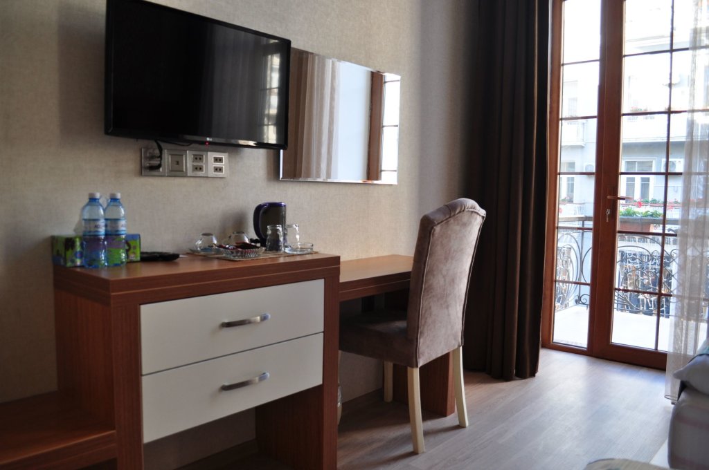 Баку: Drop Inn Baku