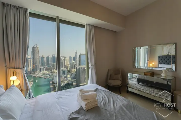 Дубай: Apartments 52|42 - 3BR Dubai Marina Sea View - K2902