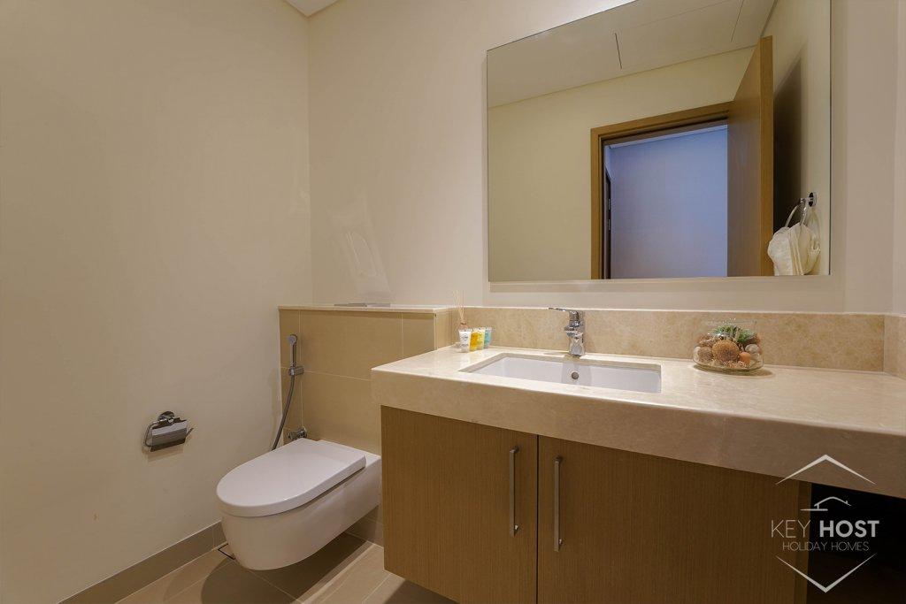 Дубай: Apartments 52|42 - 3BR Dubai Marina Sea View - K2902