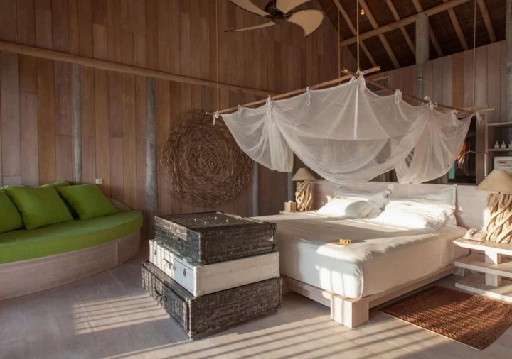 Атолл Баа: Soneva Fushi