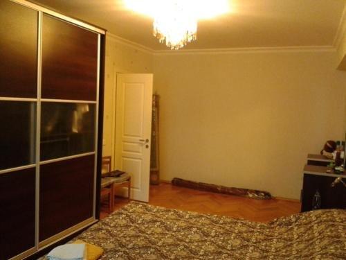 Баку: Apartment on Gadzhibekova 27