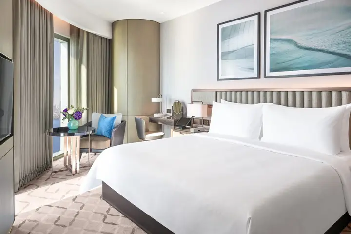 Дубай: Address Grand Creek Harbour Hotel