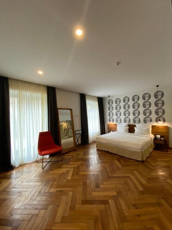 Тбилиси: Hotel Shota @ Rustaveli Boutique Hotel Mimino