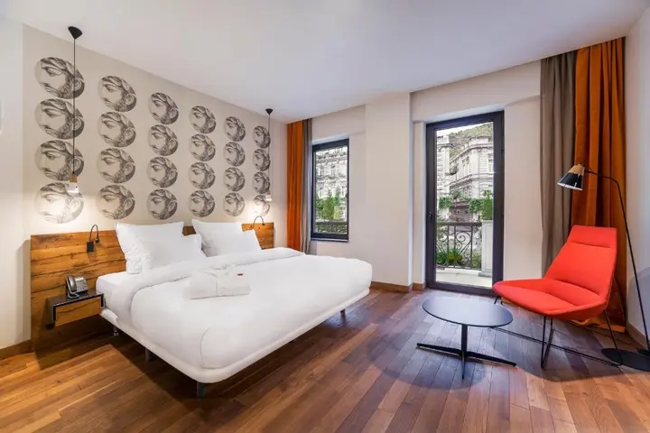 Тбилиси: Hotel Shota @ Rustaveli Boutique Hotel Mimino