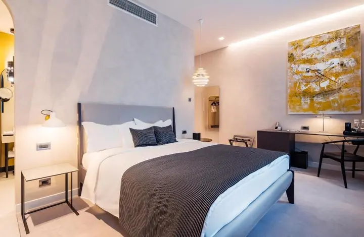 Тбилиси: Monograph Hotel