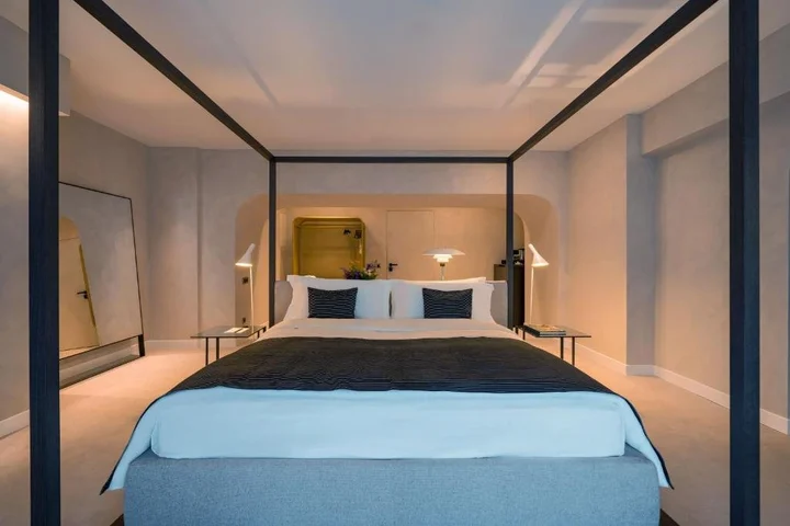 Тбилиси: Monograph Hotel