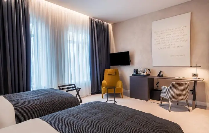Тбилиси: Monograph Hotel