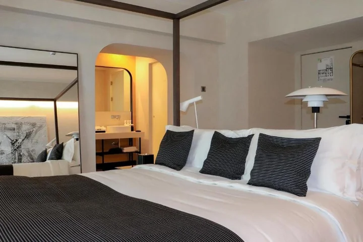 Тбилиси: Monograph Hotel