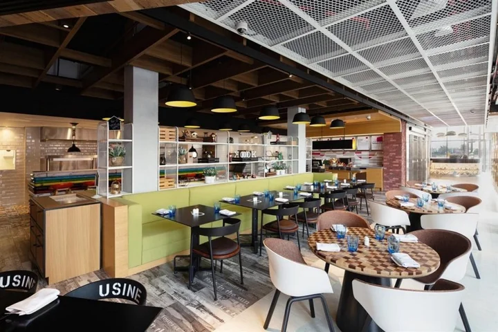 Дубай: Aloft Dubai South