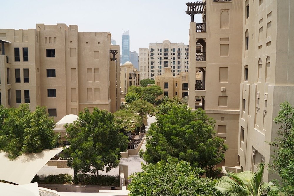 Дубай: Shakespeare - Ease by Emaar - 2 Bedroom