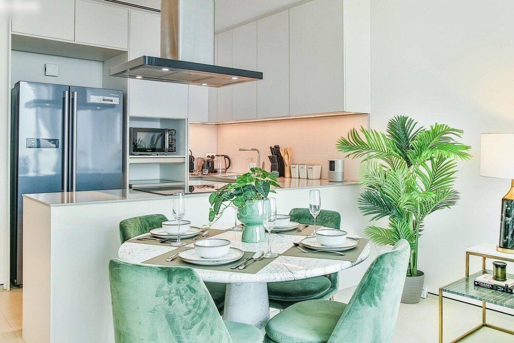 Дубай: Luxury Living Amongst the Clouds