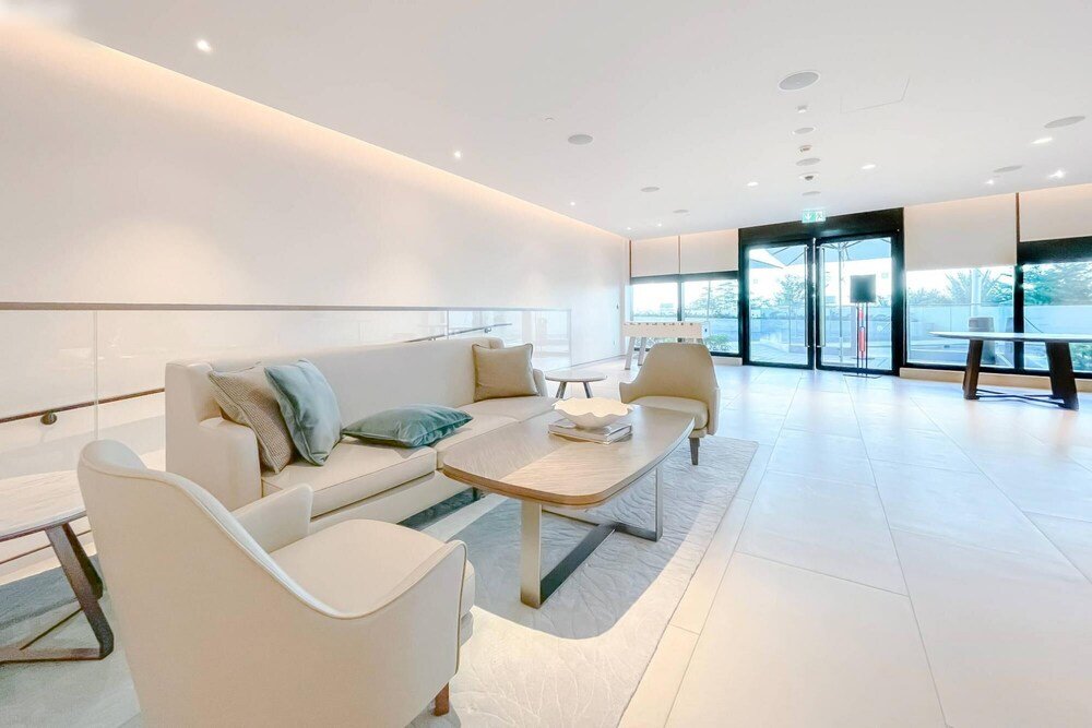 Дубай: Luxury Living Amongst the Clouds