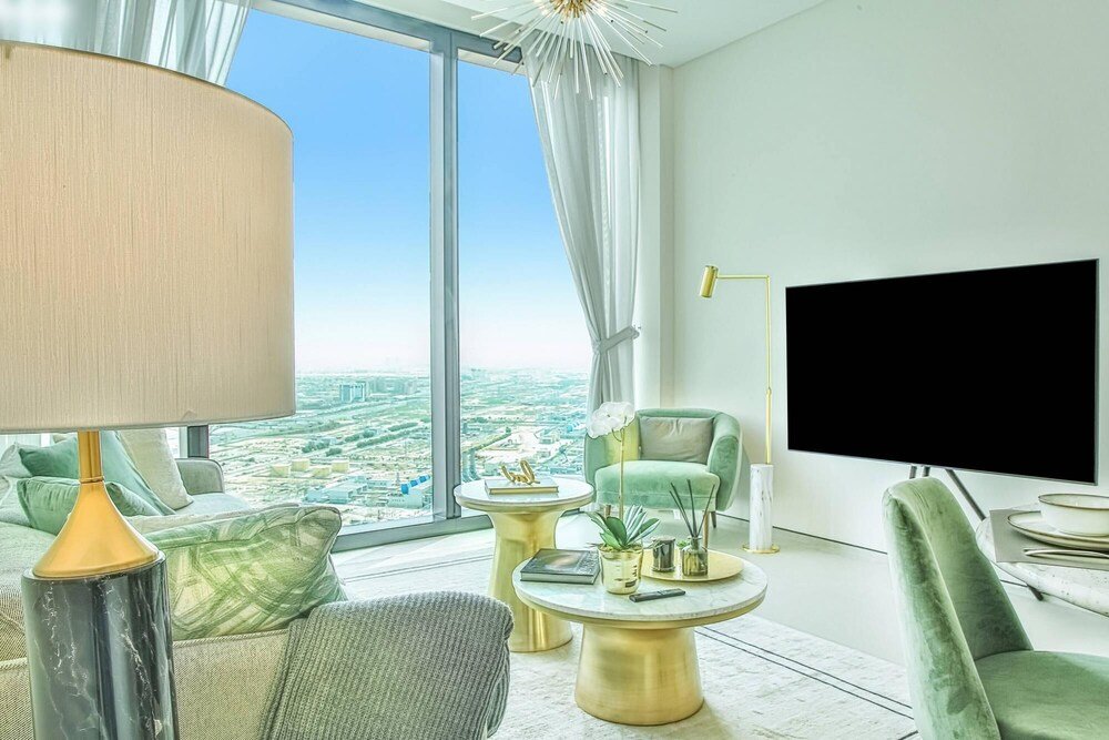 Дубай: Luxury Living Amongst the Clouds