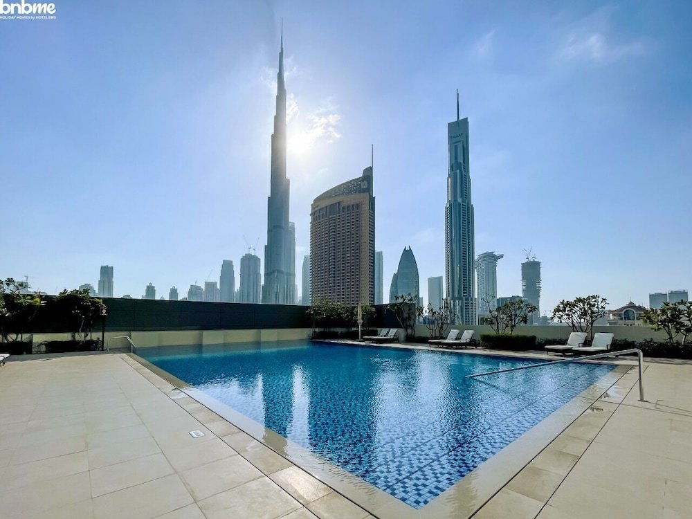 Дубай: Skyscrapper Connected to DM by Bnbmehomes
