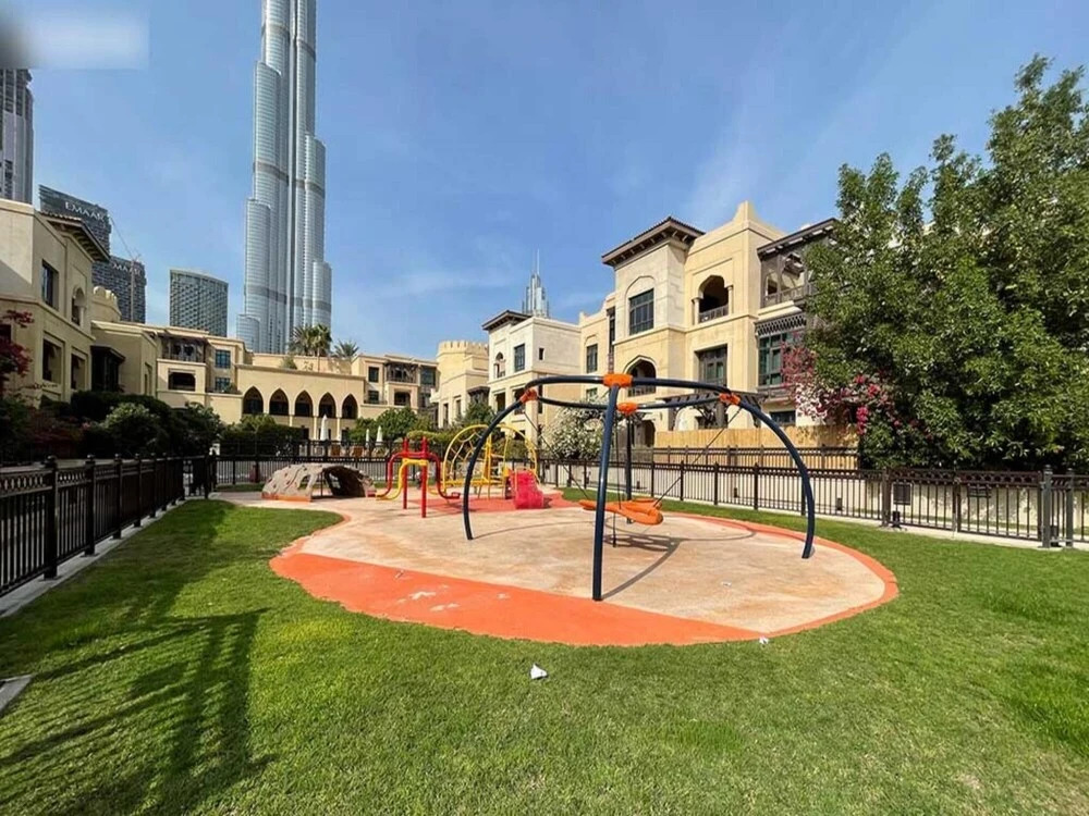Дубай: Pvt Hot Tub w Burj Khalifa View by Bnbme