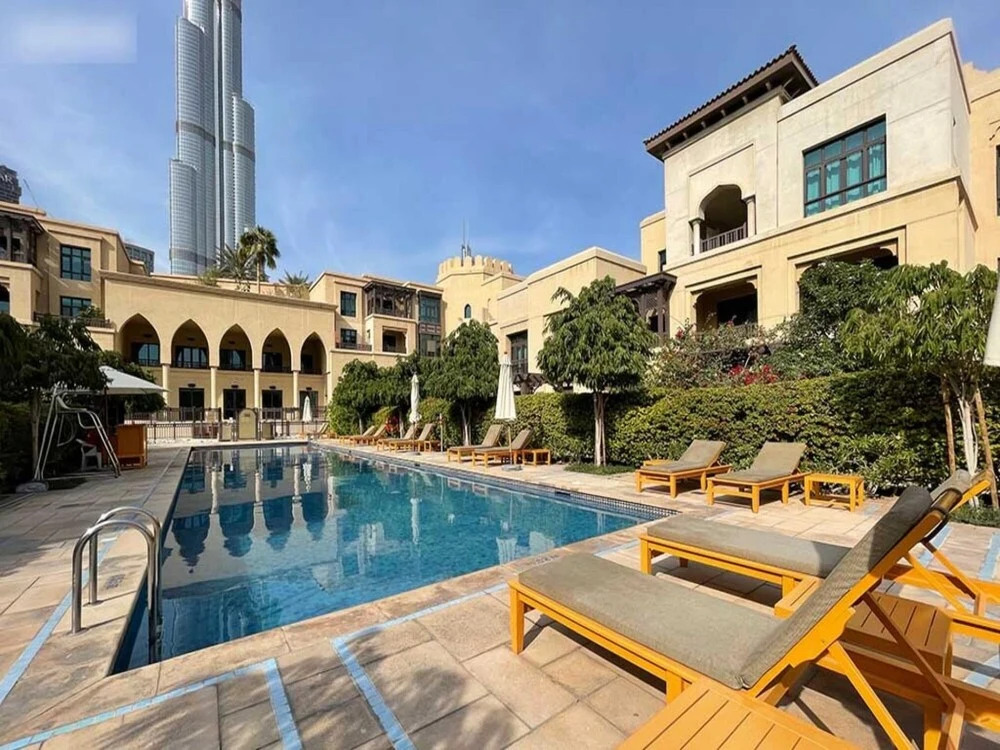 Дубай: Pvt Hot Tub w Burj Khalifa View by Bnbme