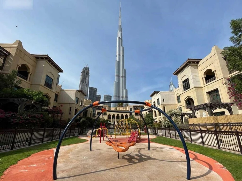 Дубай: Pvt Hot Tub w Burj Khalifa View by Bnbme