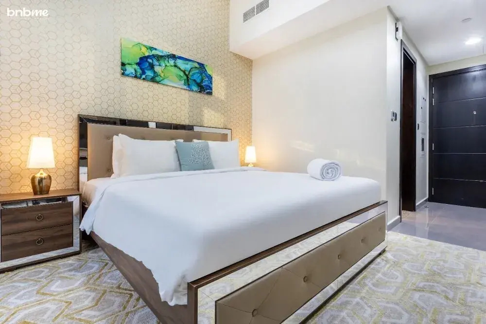 Дубай: Apt In Business Bay - The of Dubai Bnbmehomes