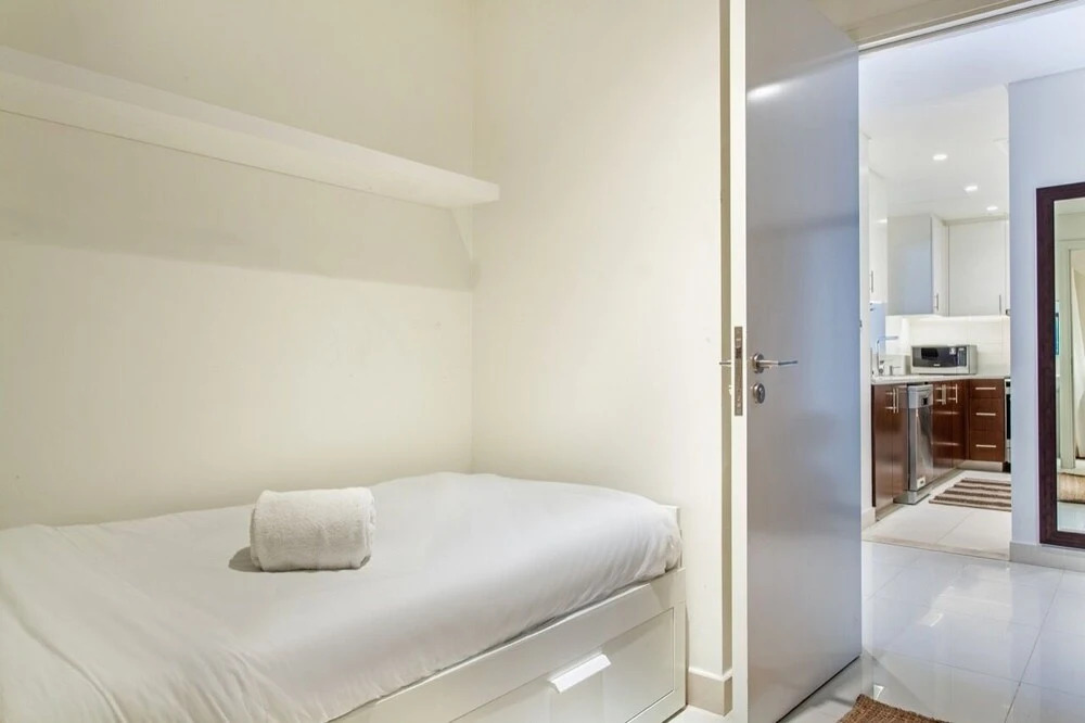 Дубай: Family Home Nearby Burjkhalifa With lux Furnishing