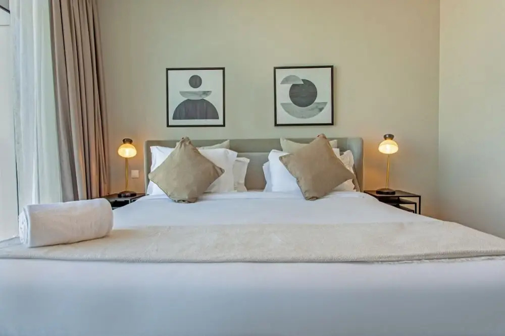 Дубай: Family Home Nearby Burjkhalifa With lux Furnishing