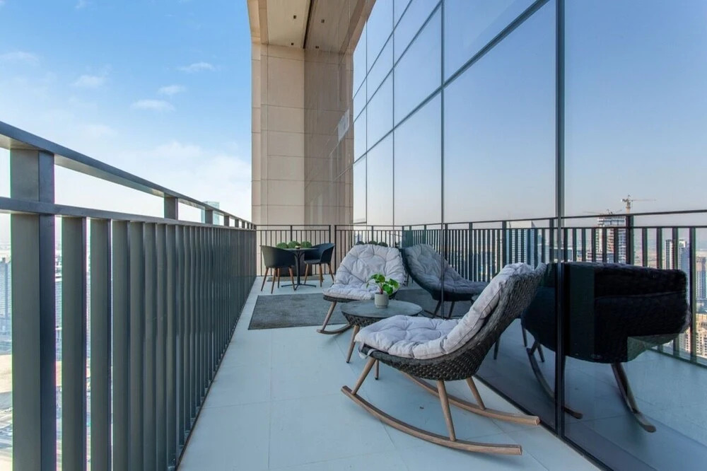 Дубай: Family Home Nearby Burjkhalifa With lux Furnishing