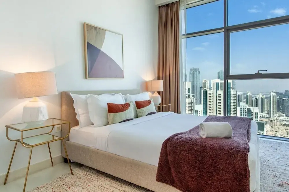 Дубай: Family Home Nearby Burjkhalifa With lux Furnishing