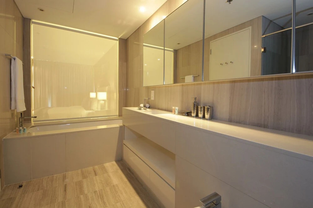 Дубай: 1 Bedroom Apartment in D1 Tower
