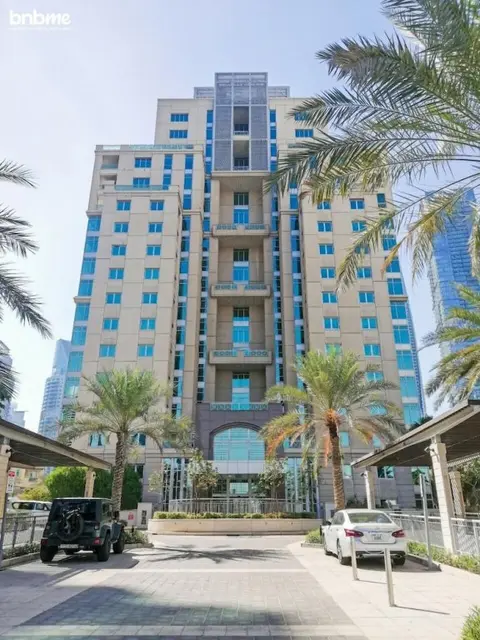 Дубай: Pvt Jacuzzi Tub Groundfloor 2 Bed Bnbme Homes