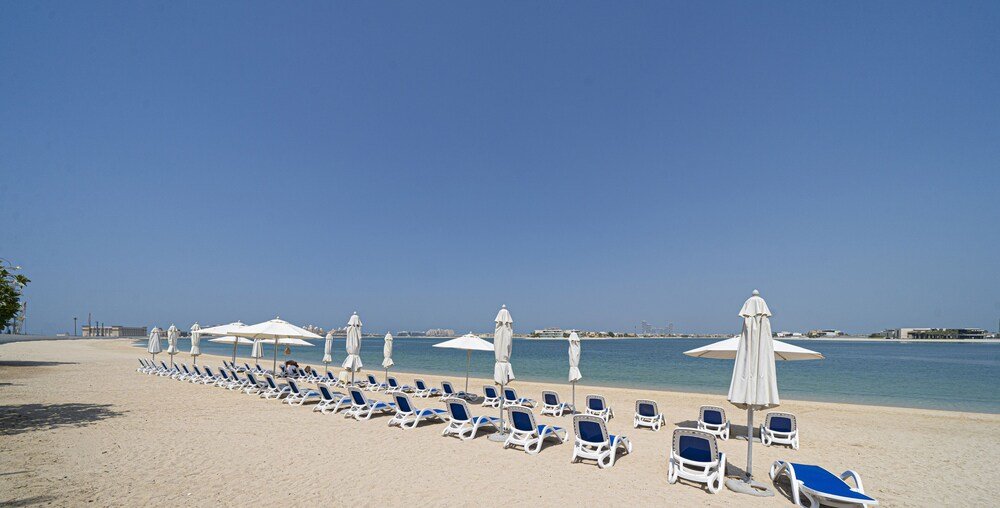 Дубай: KOHH – 2BR + Maids Room in Grandeur Residences