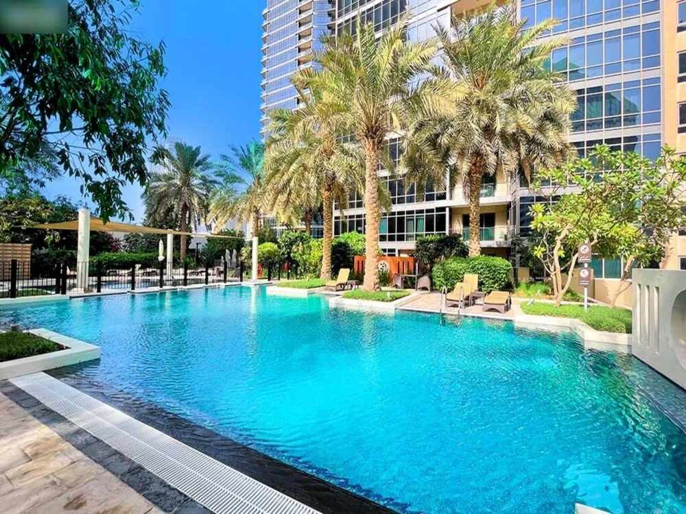 Дубай: Amazing 1BR APT Downtown