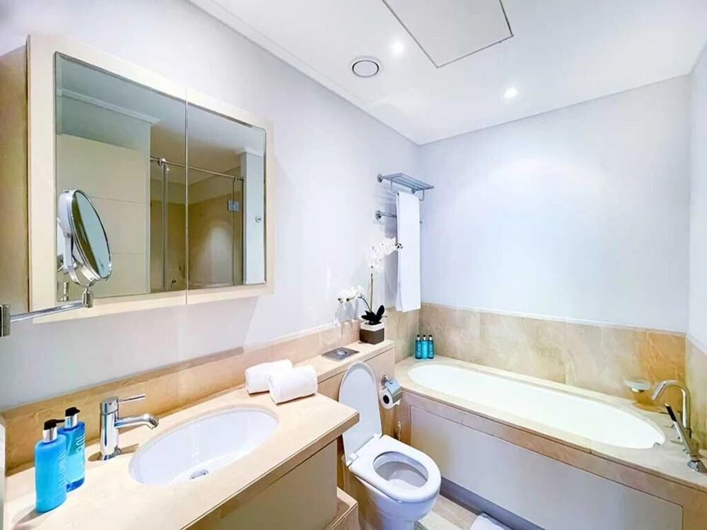 Дубай: Amazing 1BR APT Downtown