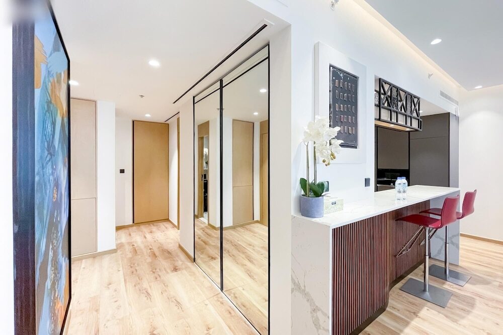 Дубай: Luxurious 2 Bedroom Apartment Dubai Marina