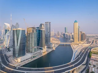 Дубай: Jaw-dropping Canal and Skyline Views, Close to DT