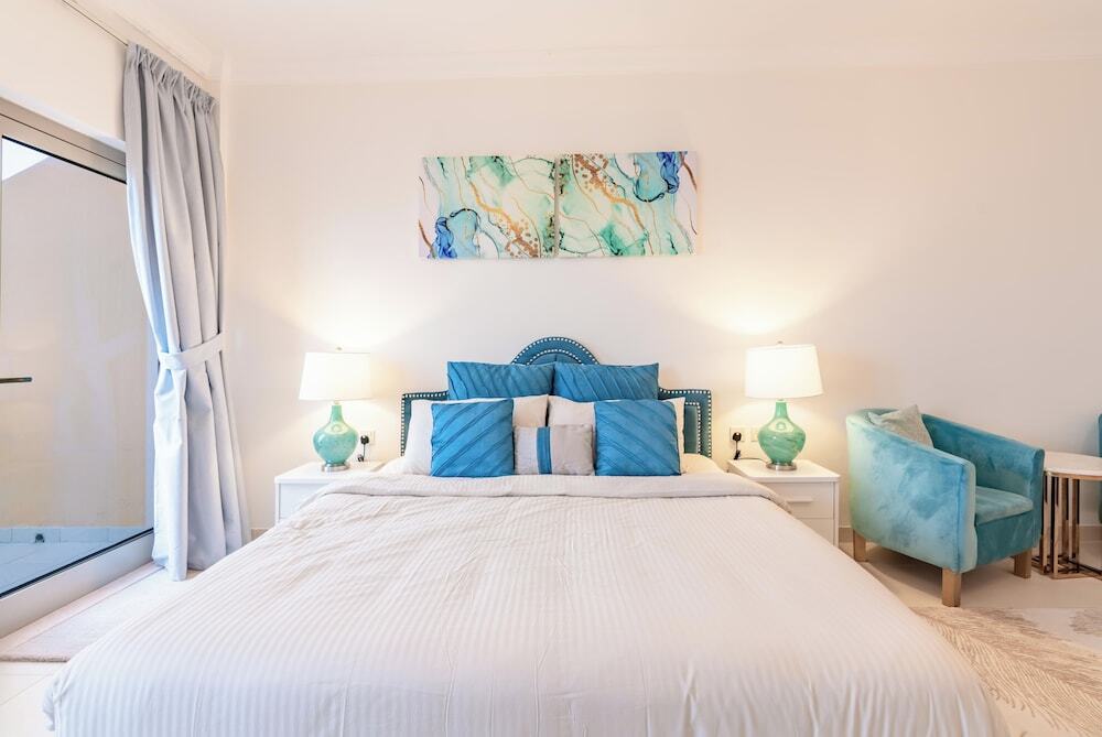 Дубай: Simply Comfort Suites in Sarai Palm Jumeirah