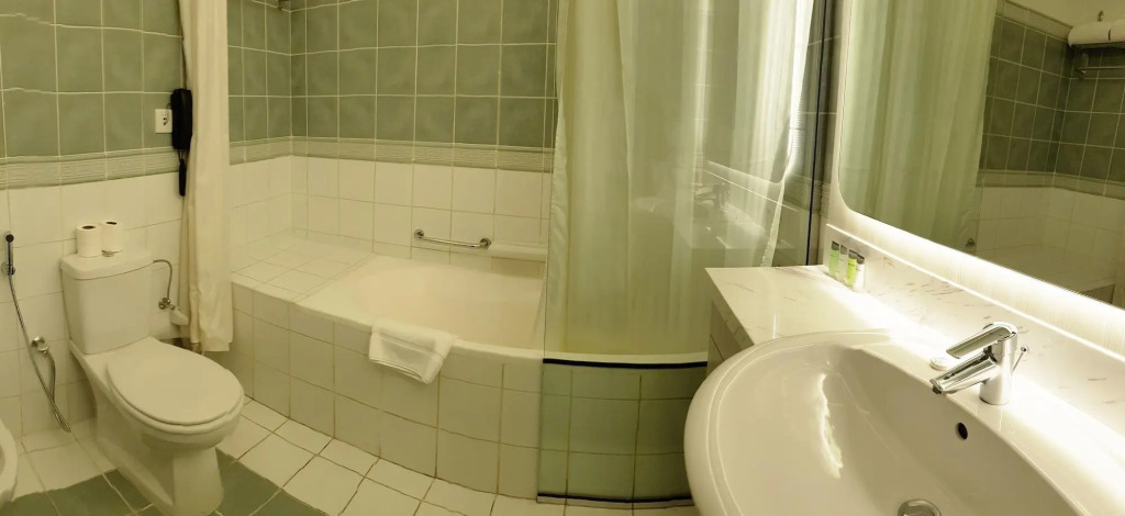 Дубай: RAF Hotel Apartment