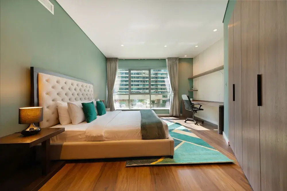 Дубай: Maison Privee - Stunning 3-Floor Villa w/ Kids Room and Rooftop Terrace over Dubai Marina