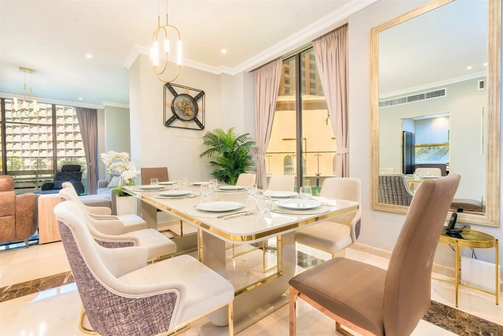 Дубай: Luxurious 5 Bedroom Duplex with terrace & sea view