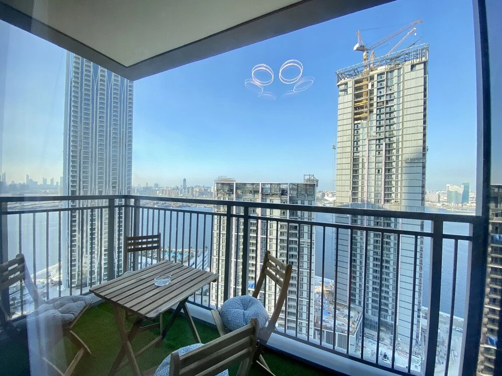 Дубай: LuxBnB Creek Rise Tower Harbor Views