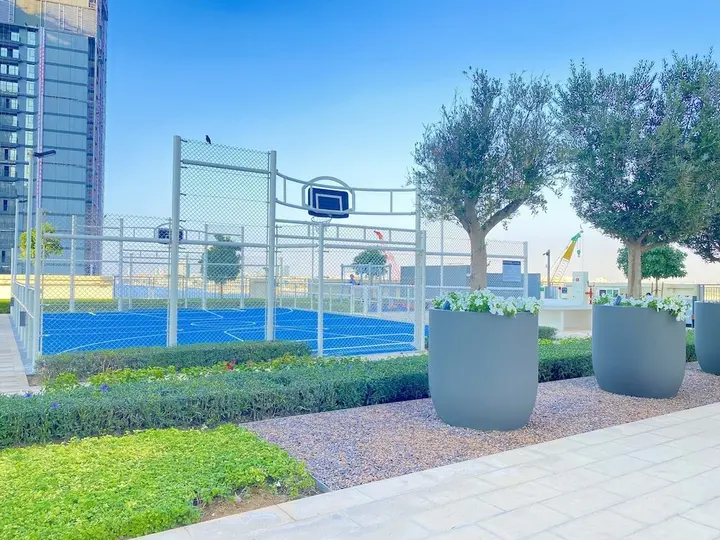 Дубай: LuxBnB Creek Rise Tower Harbor Views