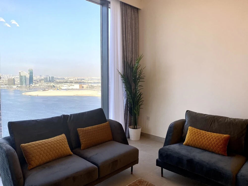 Дубай: LuxBnB Creek Rise Tower Harbor Views