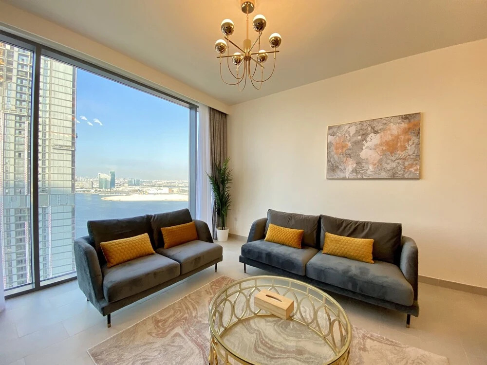 Дубай: LuxBnB Creek Rise Tower Harbor Views