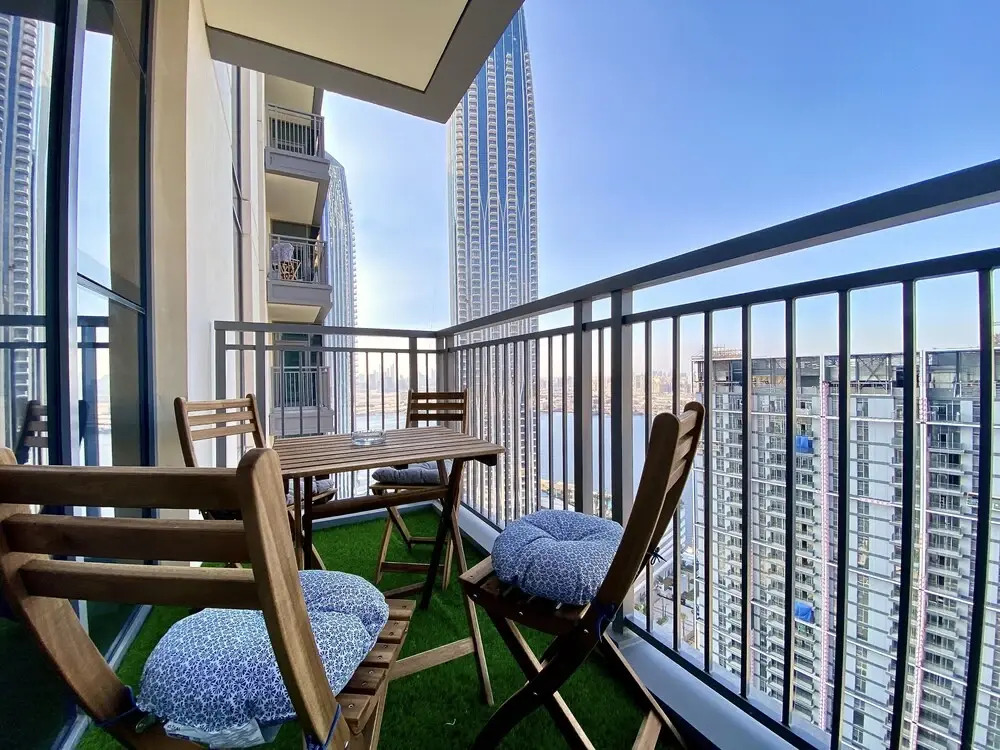 Дубай: LuxBnB Creek Rise Tower Harbor Views