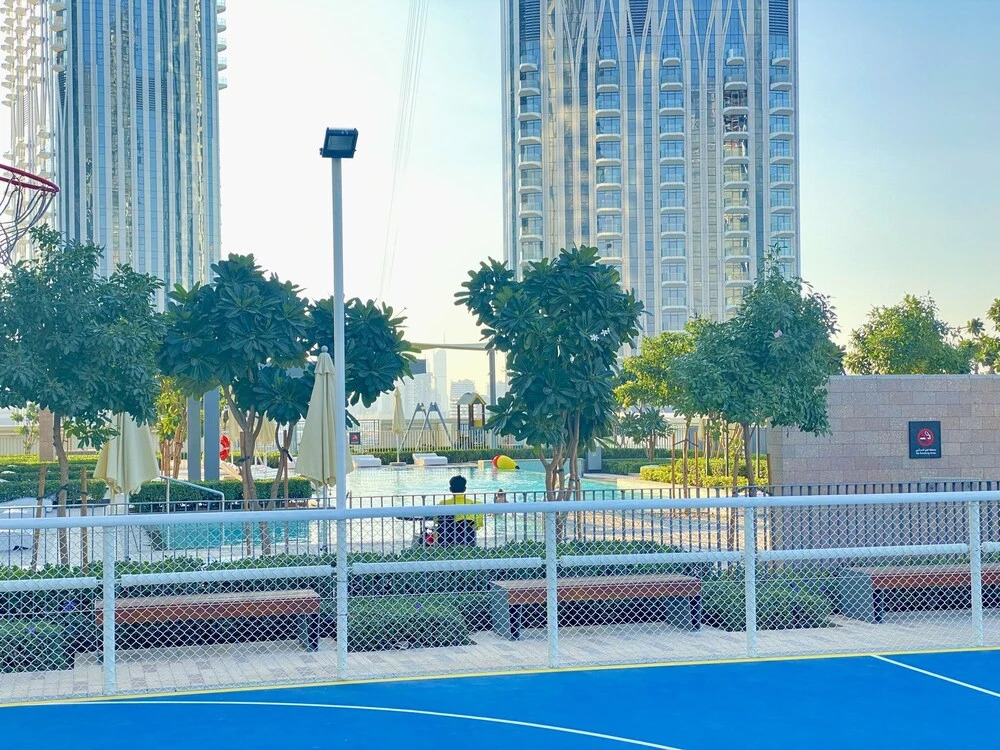 Дубай: LuxBnB Creek Rise Tower Harbor Views