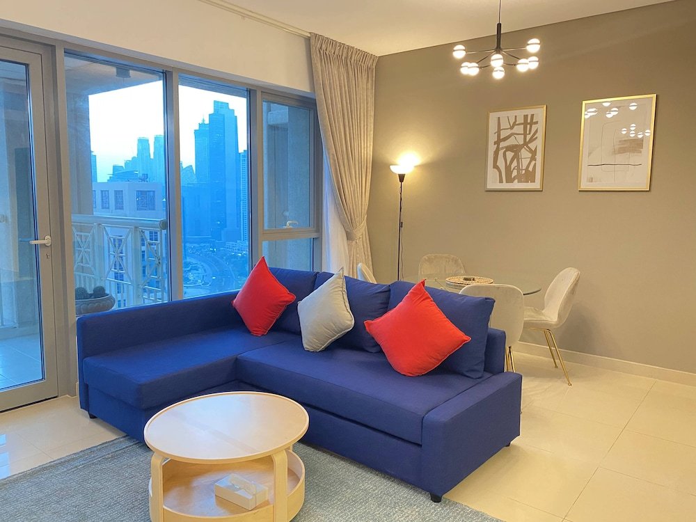 Lux BnB I 29 Burj BLVD I Pool Views — фото 3