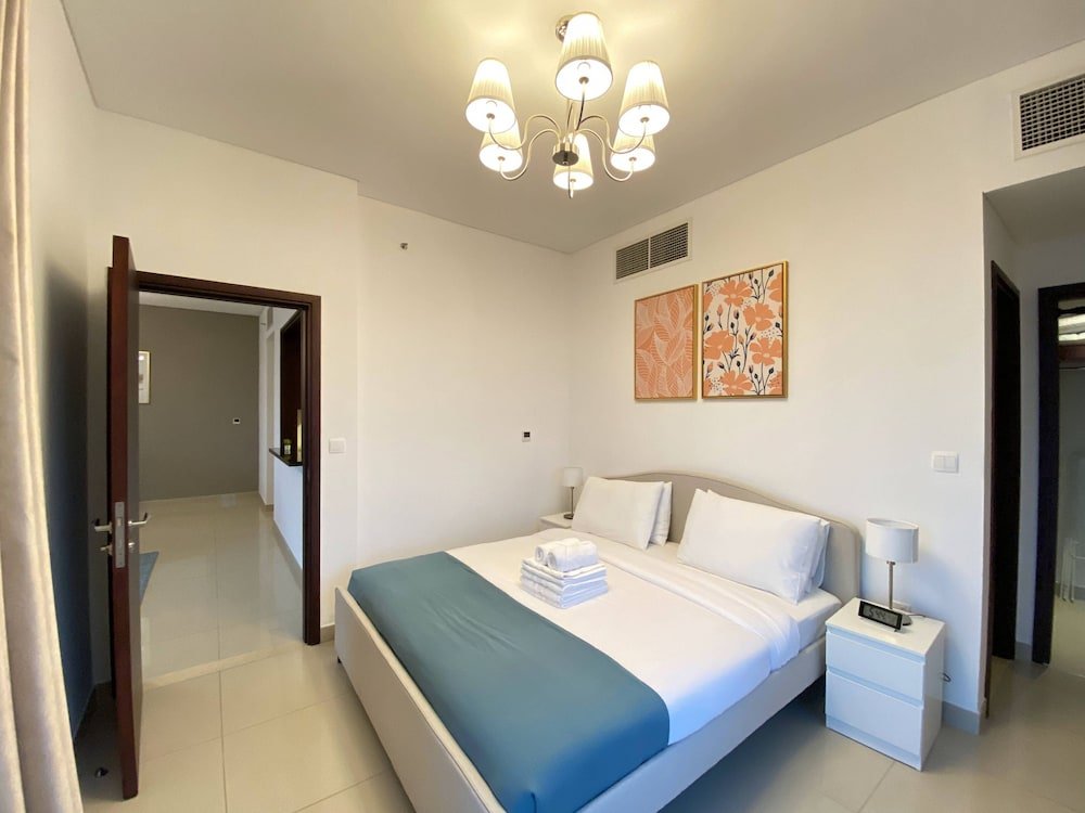 Дубай: Lux BnB I 29 Burj BLVD I Pool Views