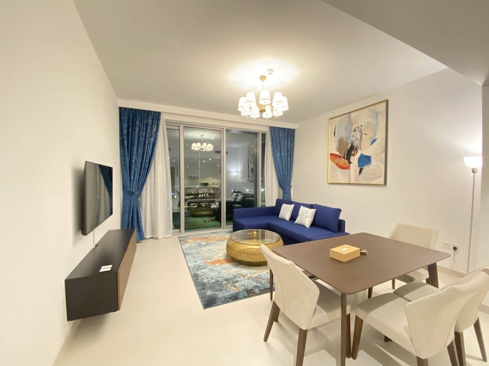 Дубай: Lux BnB The Grand Creek Harbor Views