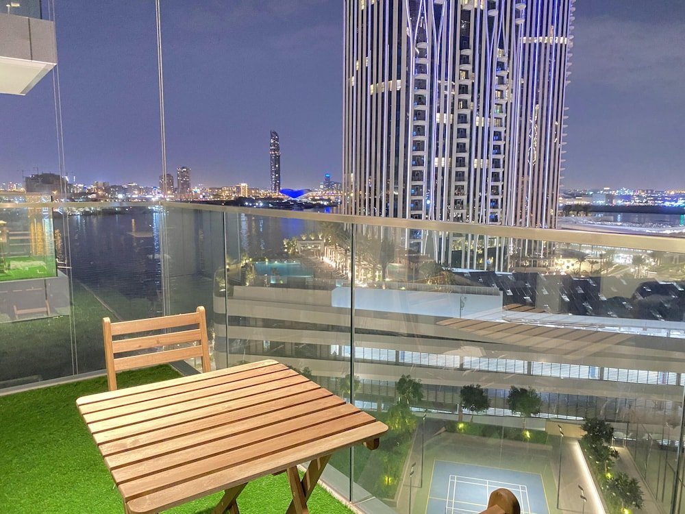 Дубай: Lux BnB The Grand Creek Harbor Views