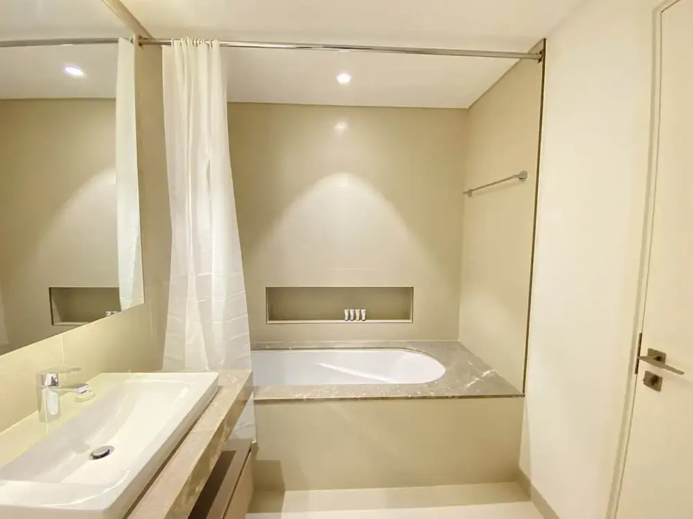 Дубай: Lux BnB The Grand Creek Harbor Views