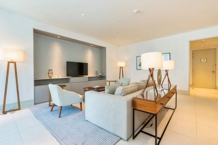 Дубай: Luxury at Vida Downtown Dubai
